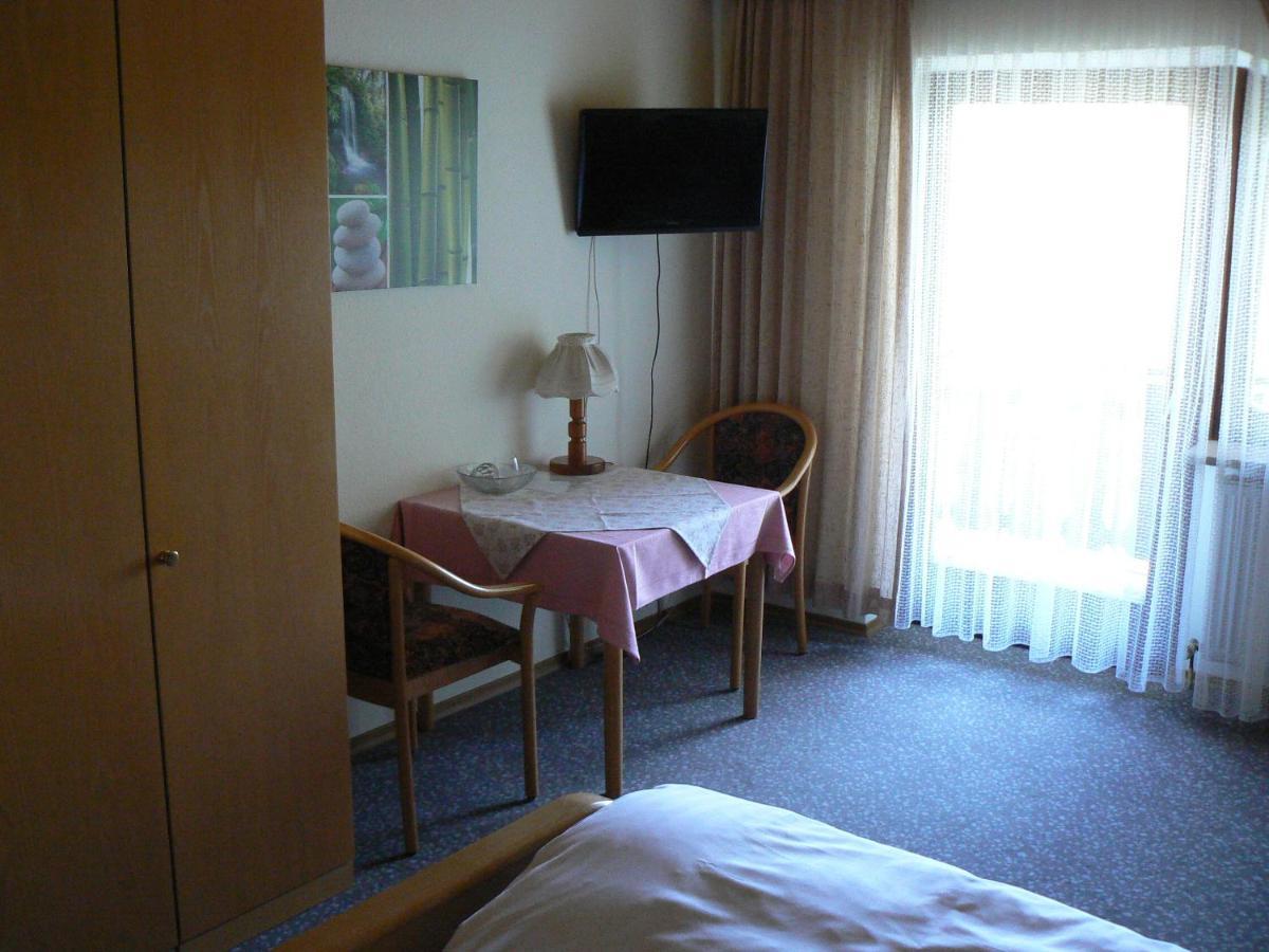 Haus Evelyn / Haus Heidemarie Hotel Bad Füssing Szoba fotó